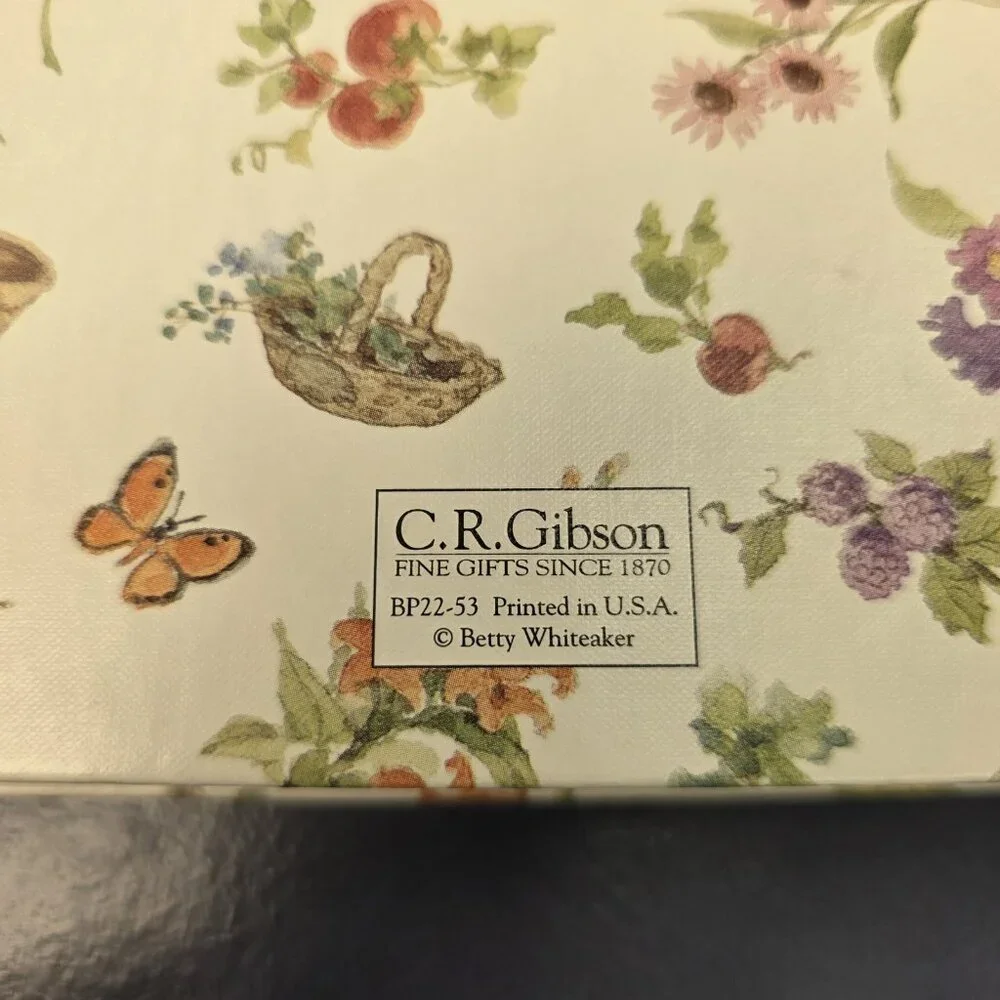 C.R. Gibson How Does Your Baby Grow A Baby Book Hardcover Garden Wildlife 24pg